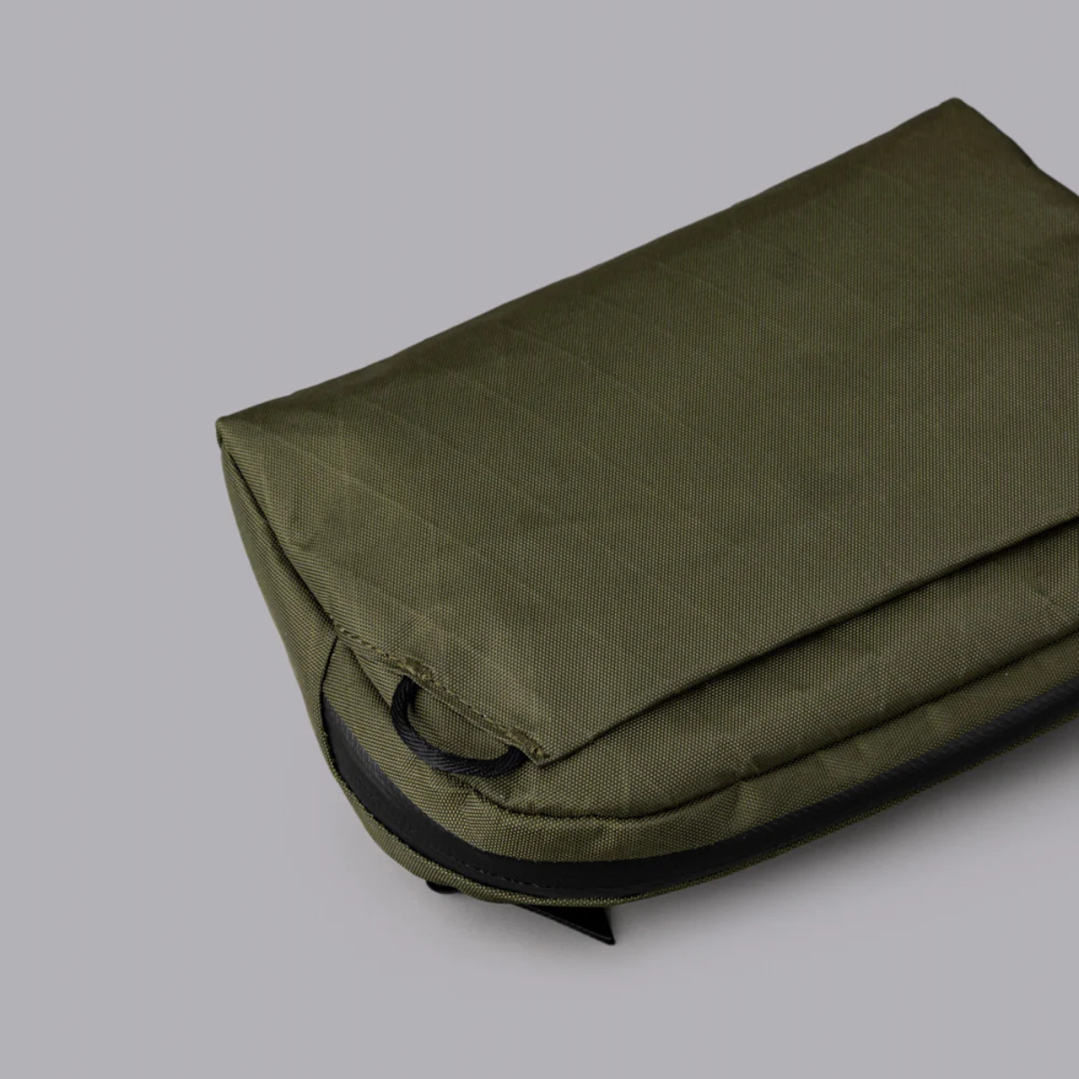 Flight Sling 側肩包 1L