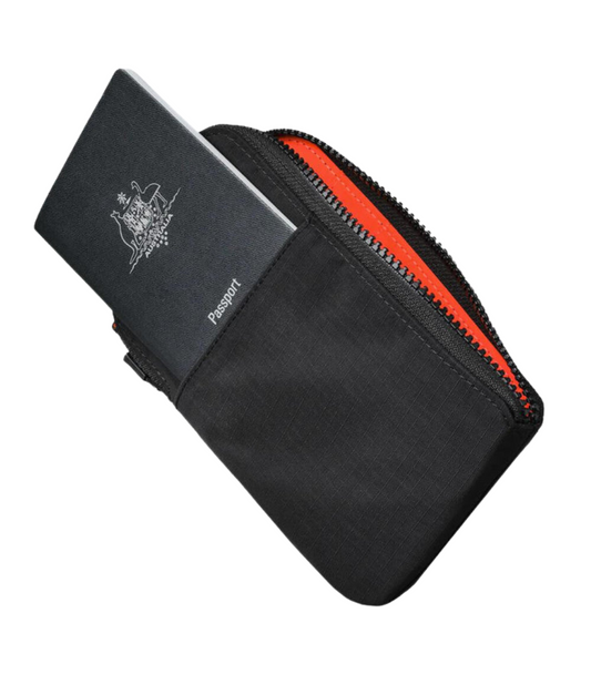 Zip Travel Wallet 旅行皮夾|RFID 防護