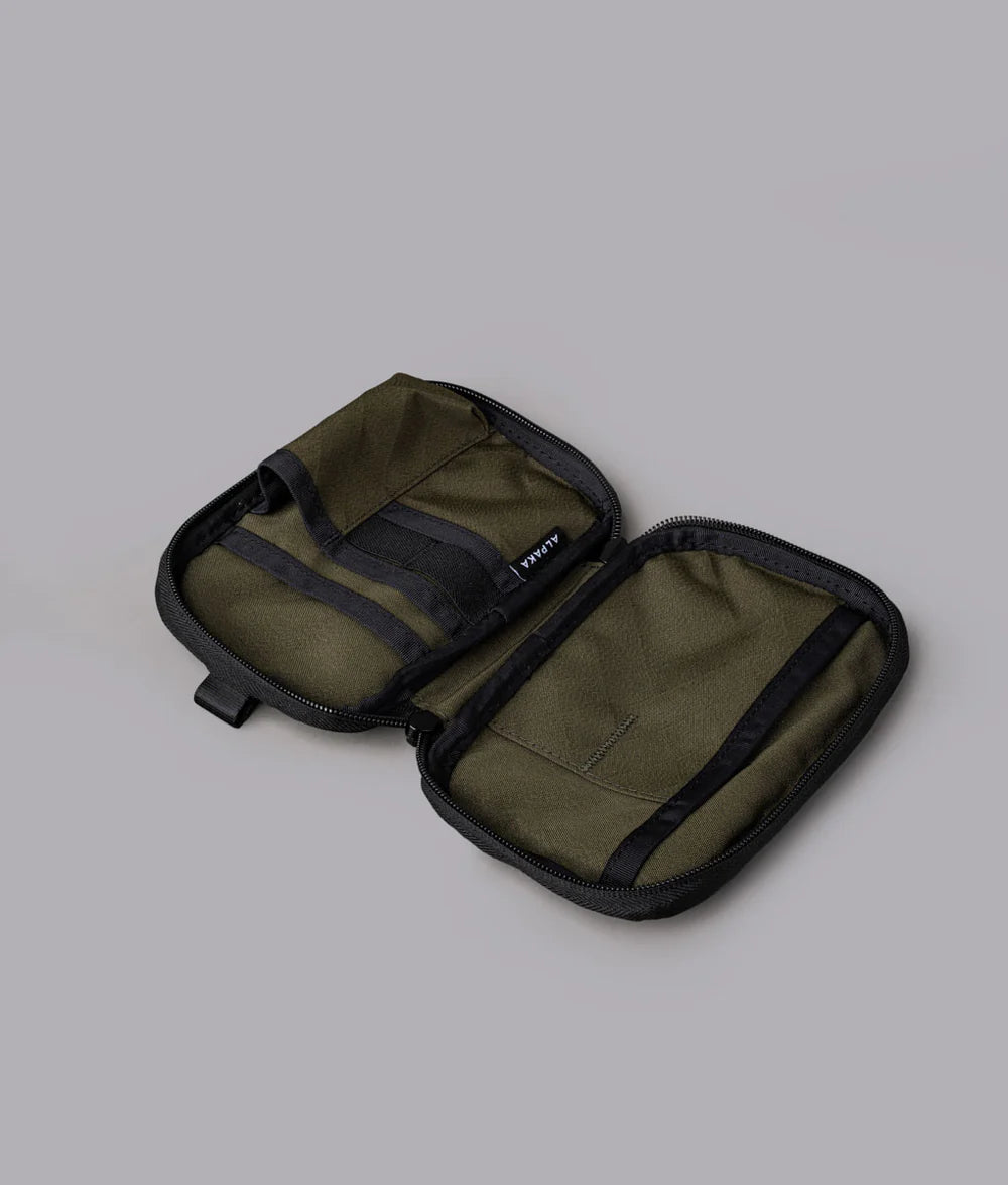 7 個內部口袋,可放置 EDC 工具