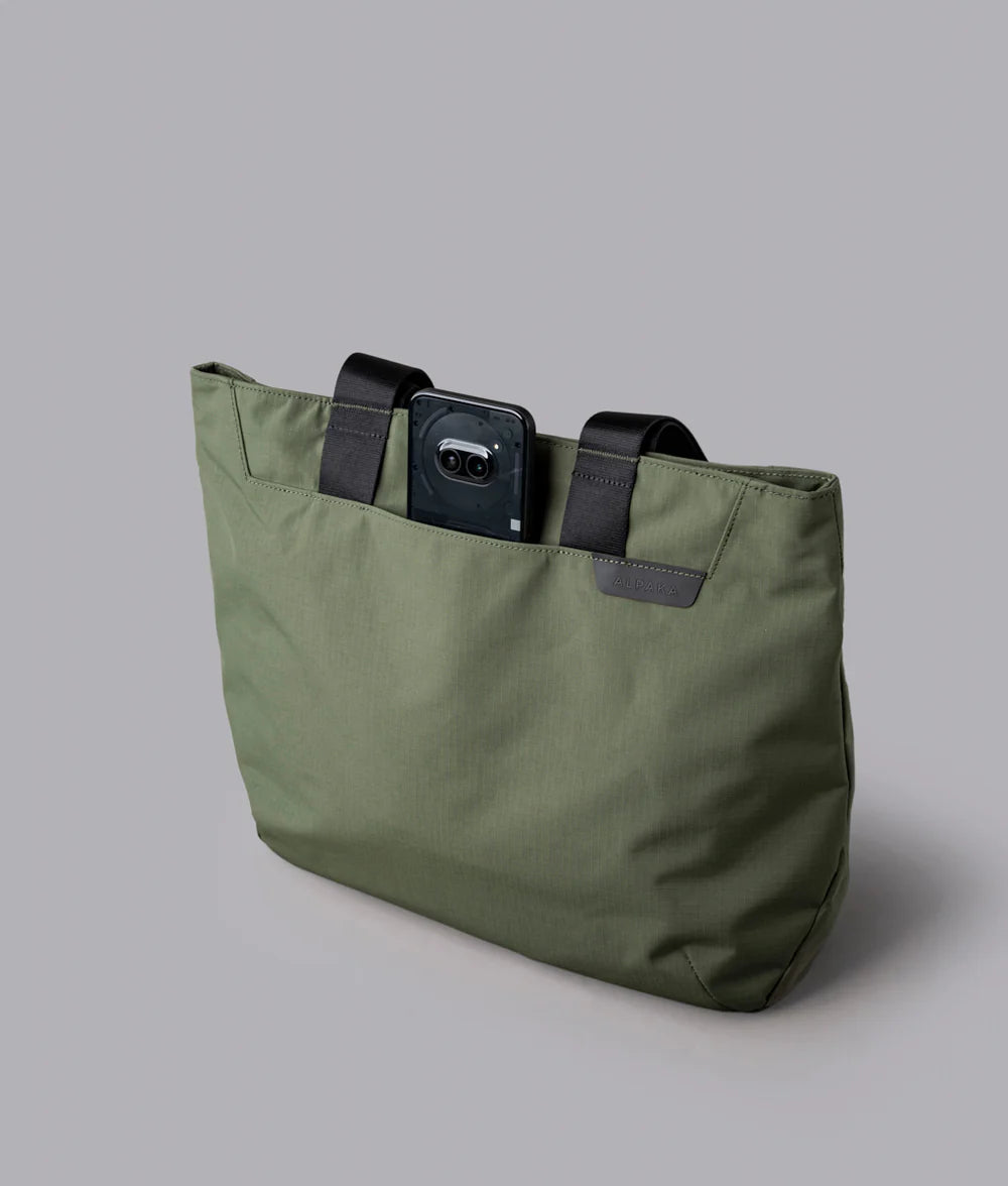Elements Tote (M) 托特包