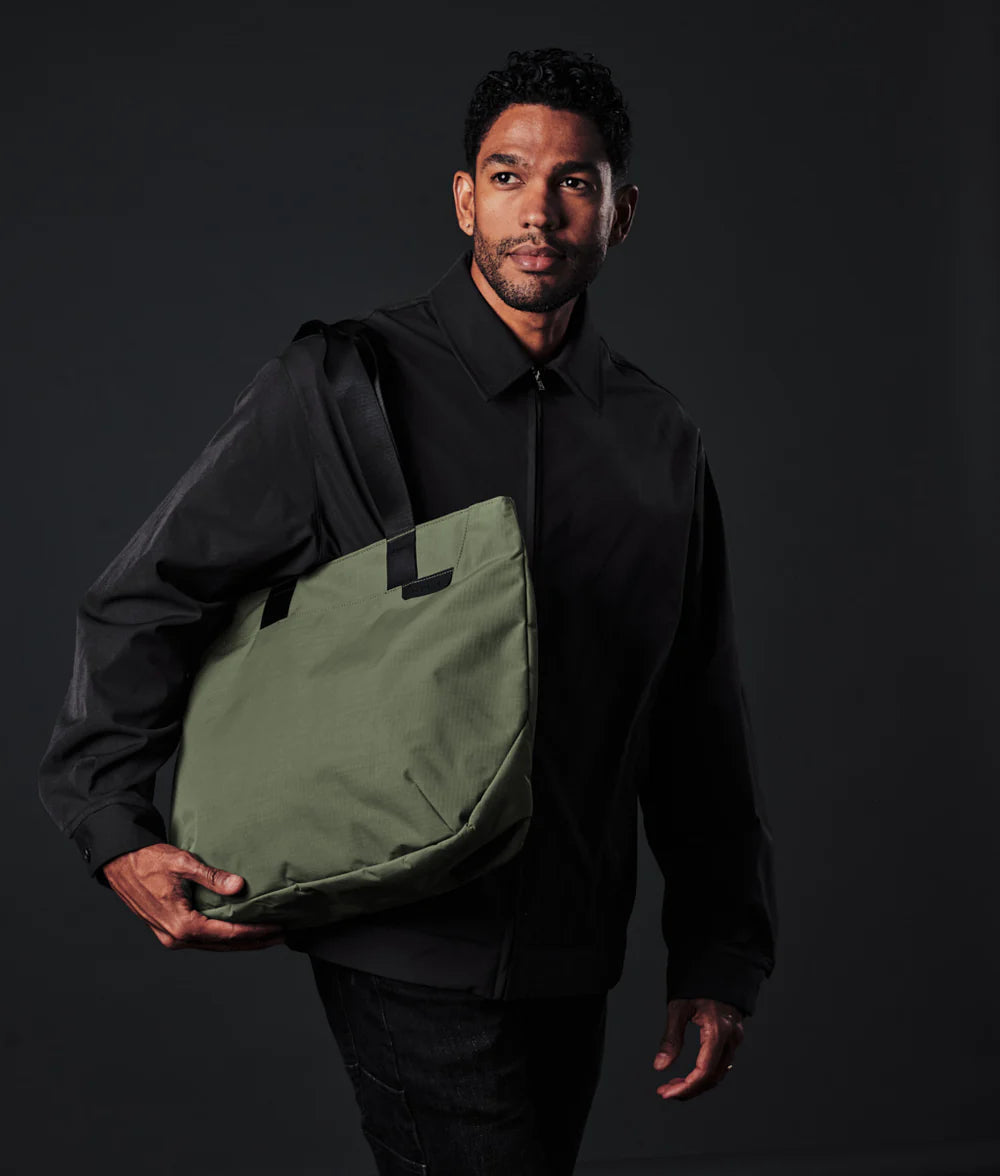 Elements Tote (M) 托特包