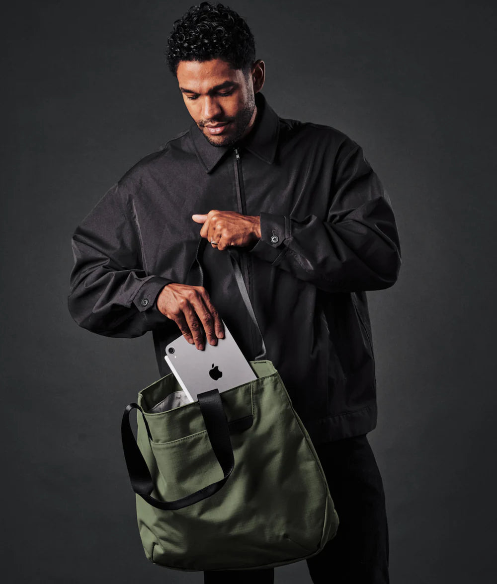 Elements Tote (M) 托特包