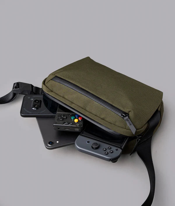 Go Sling Mini V2 側肩包|新升級Maglockz扣