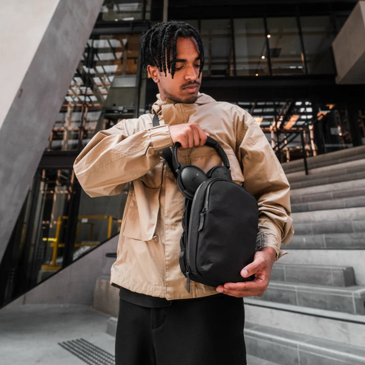 Alpaka Metro Sling Max 側背包|輕薄防水 3L