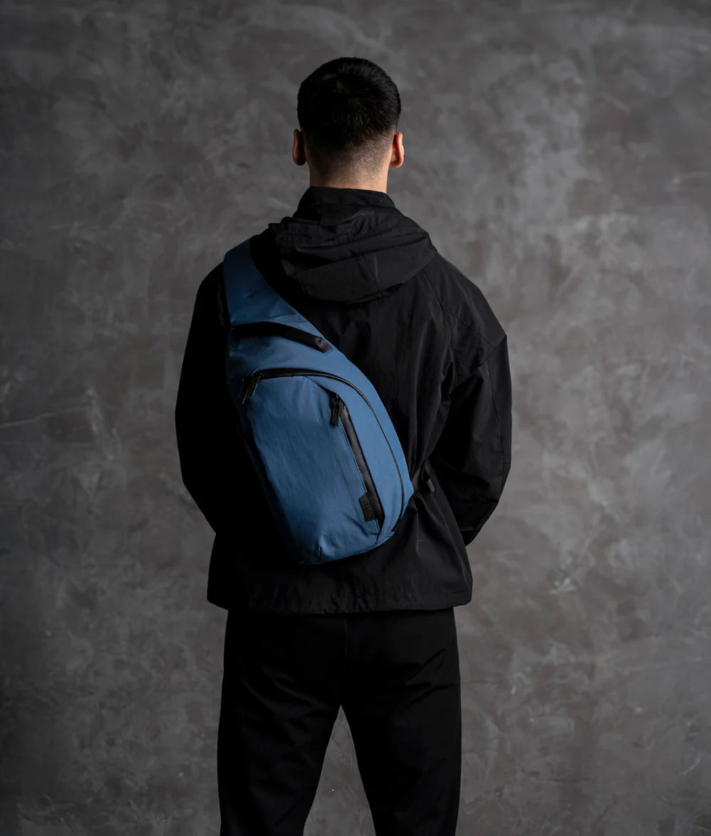 Alpaka Metro Crossbody 肩背包 7.5L