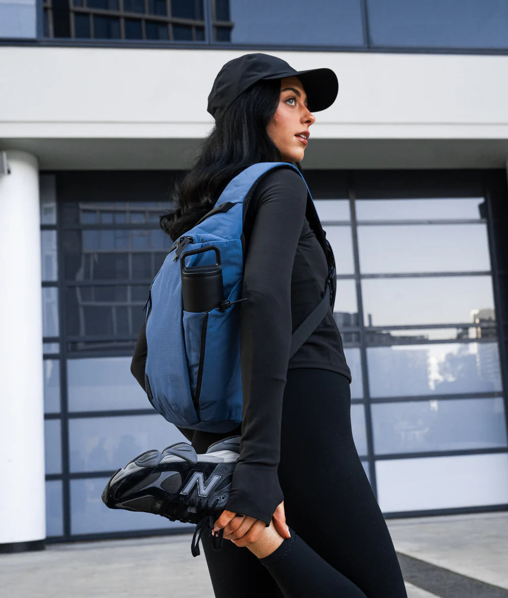 Alpaka Metro Crossbody 肩背包 7.5L