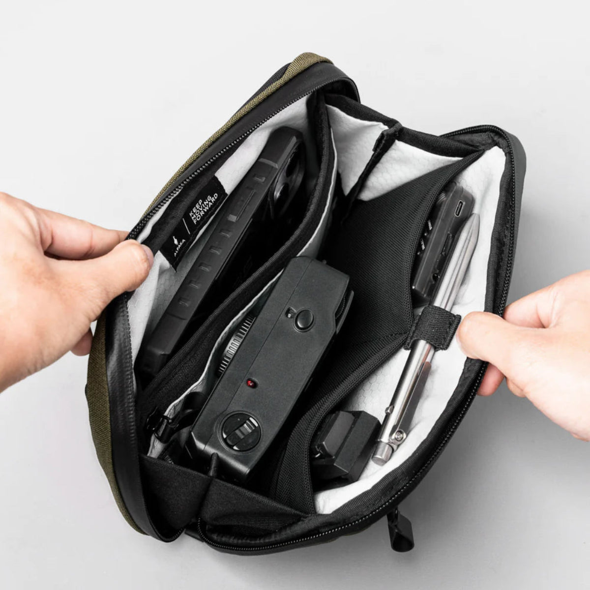 Alpaka Elements Tech Case Mini 收納包|迷你防水款