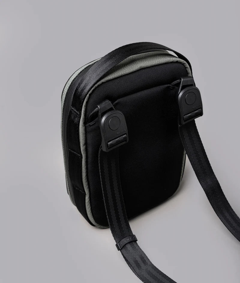 Metro Sling V2 側背包