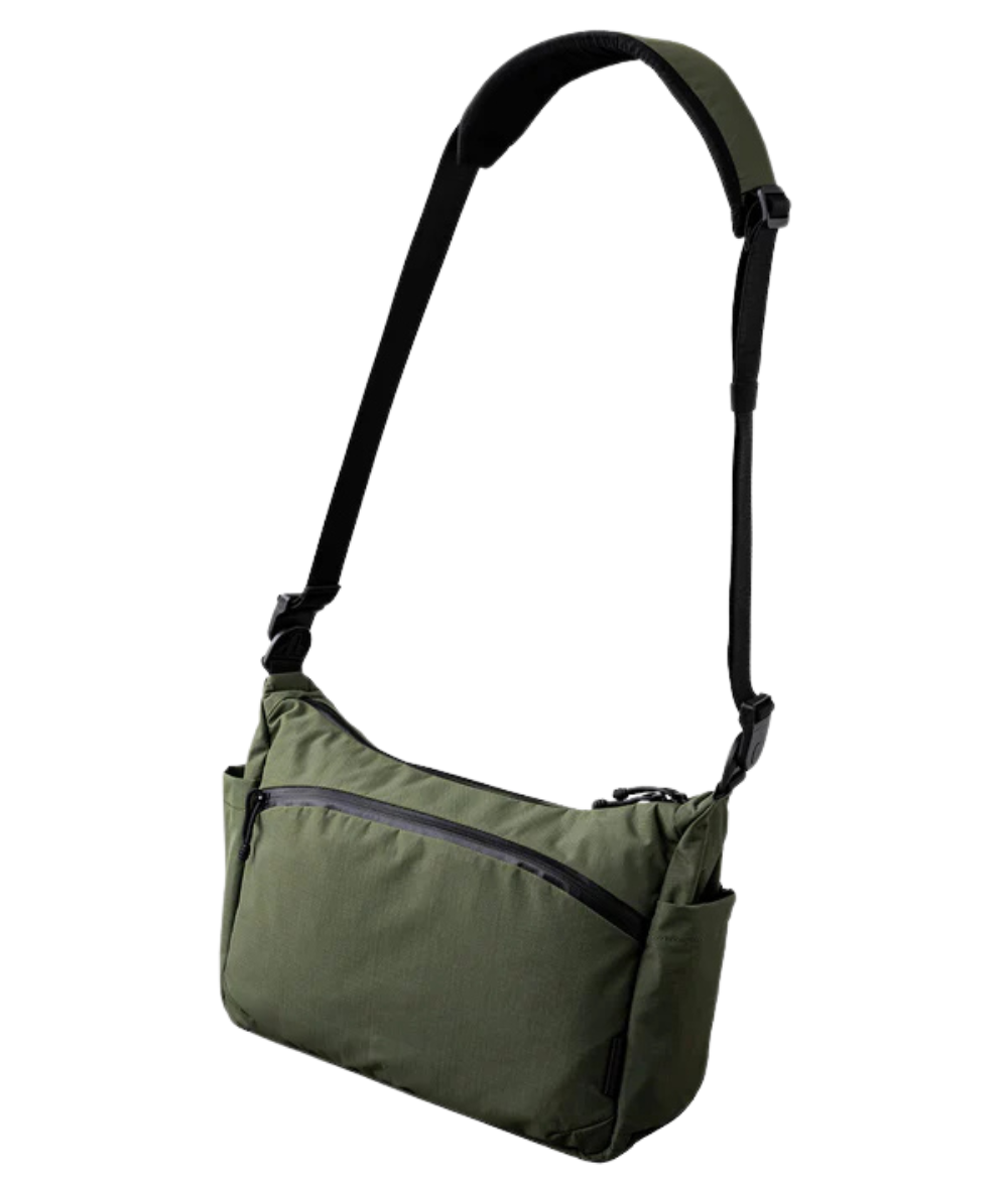 Alpaka Flight Satchel 多功能側肩包