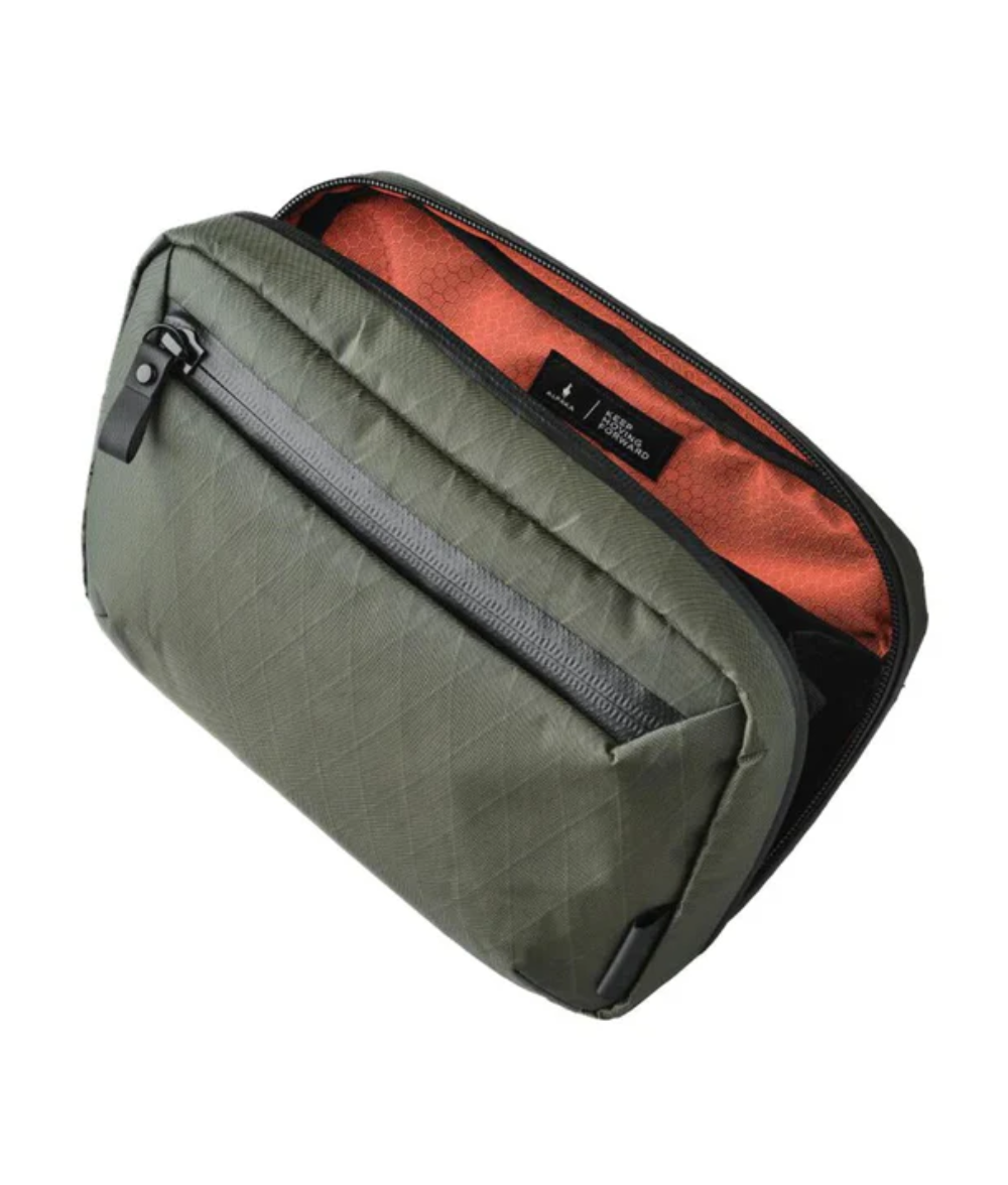 Elements Tech Case V2 收納包｜附帶肩帶