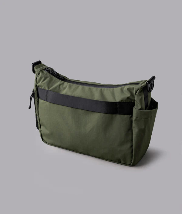 Alpaka Flight Satchel 多功能側肩包