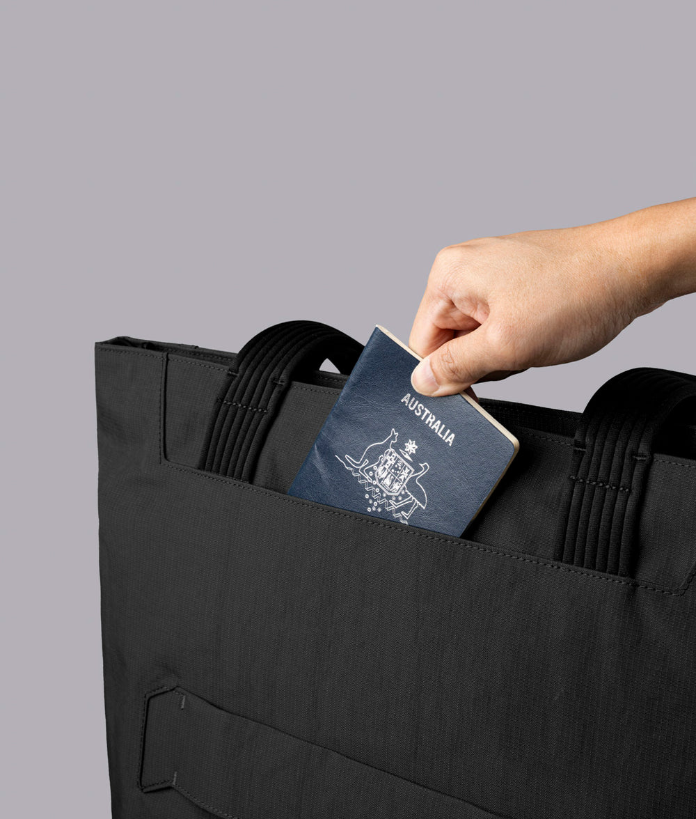 Flight Tote (L) 托特包