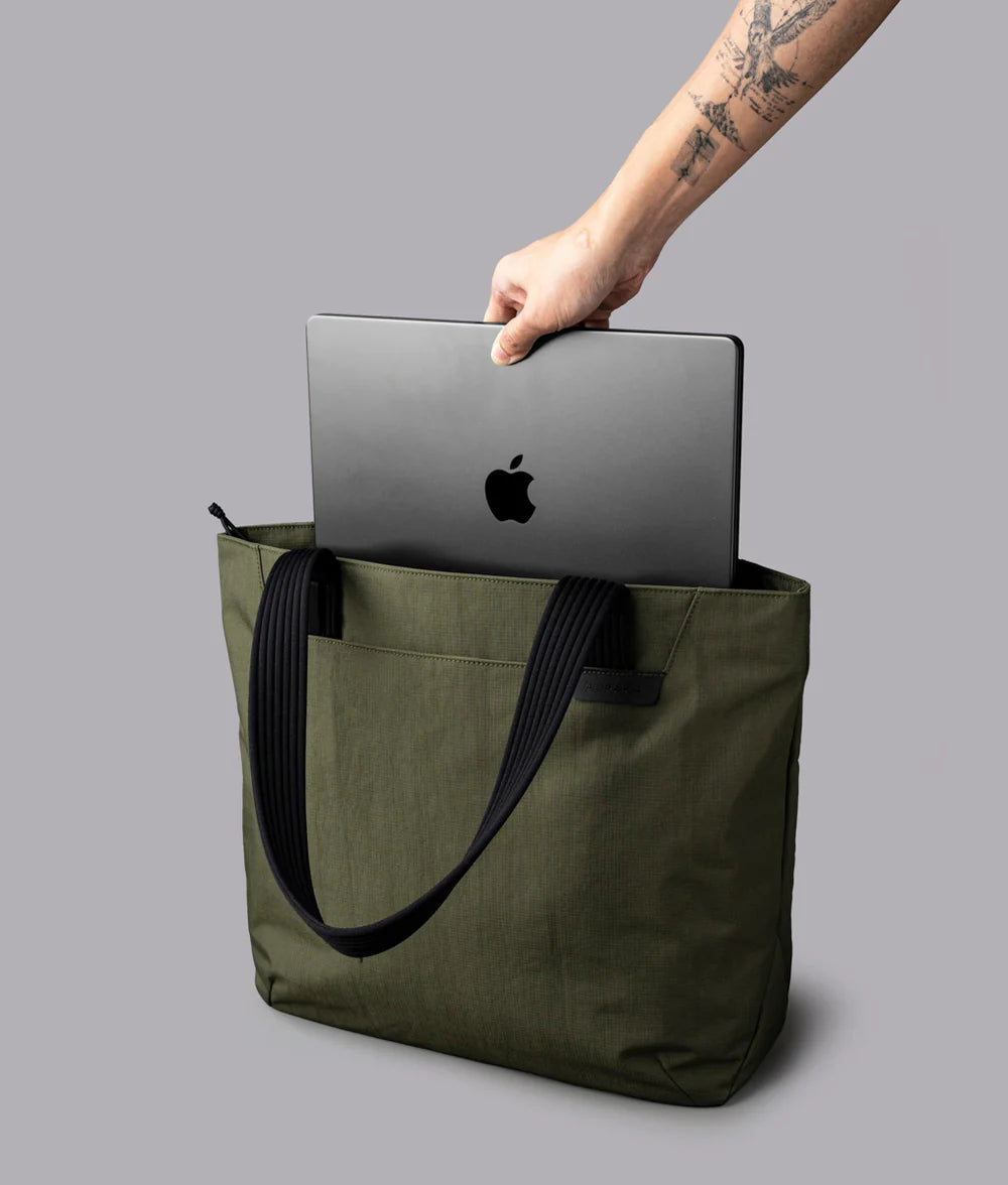 Flight Tote (L) 托特包