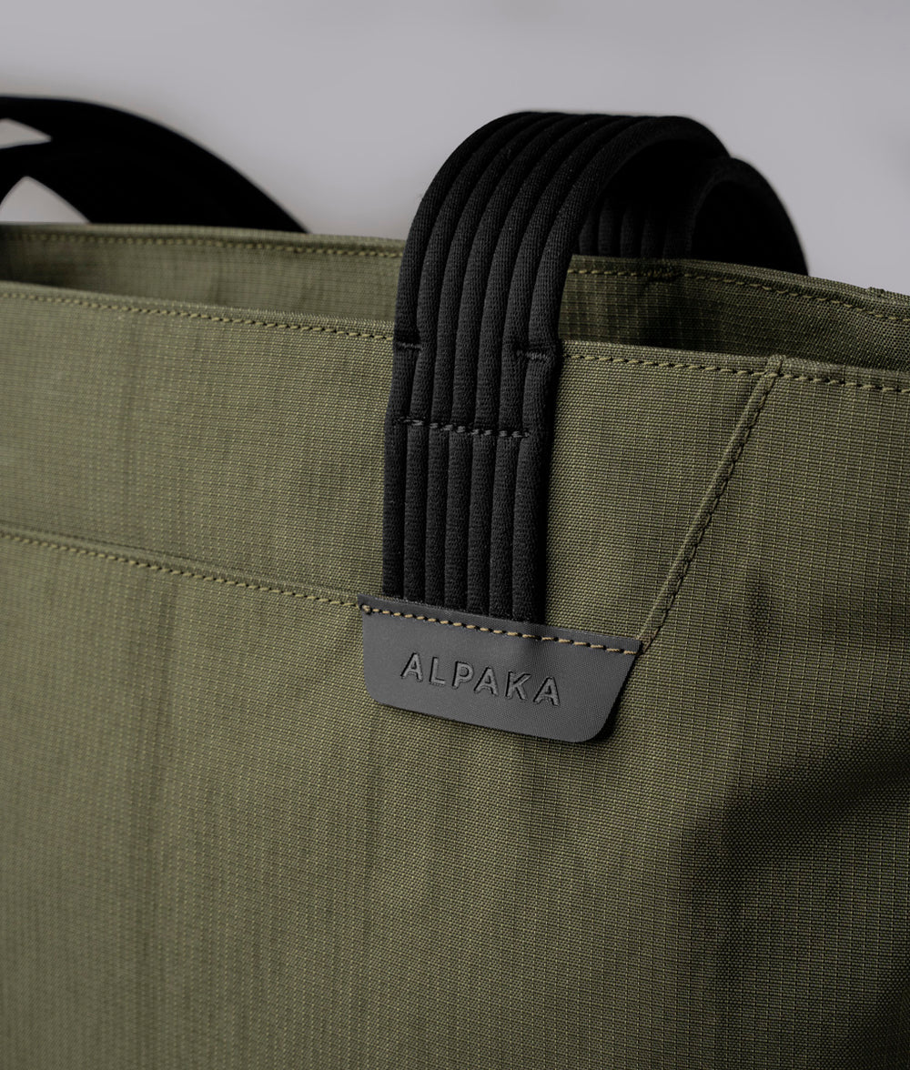 Flight Tote (L) 托特包