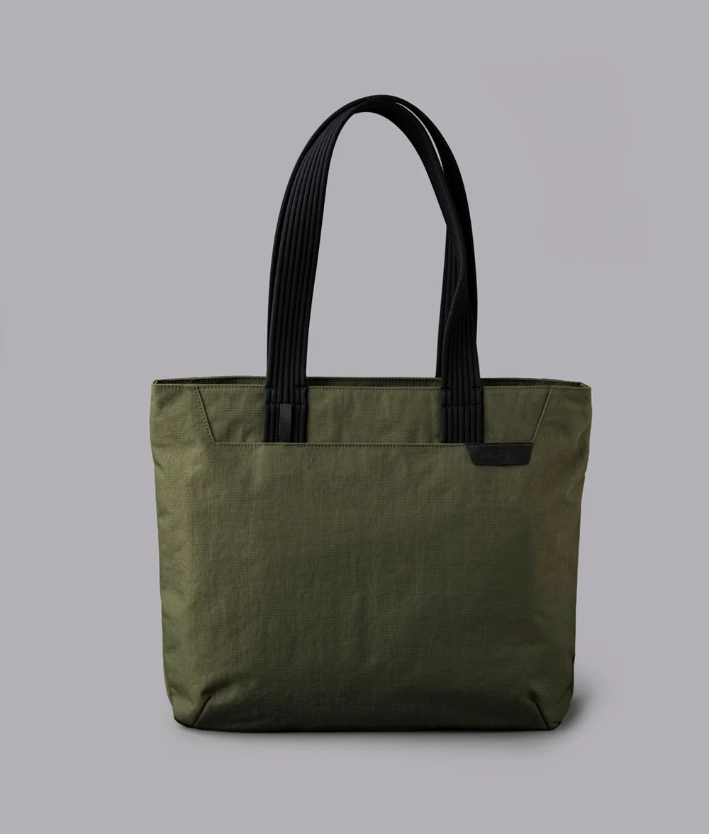 Alpaka Flight Tote (M) 托特包