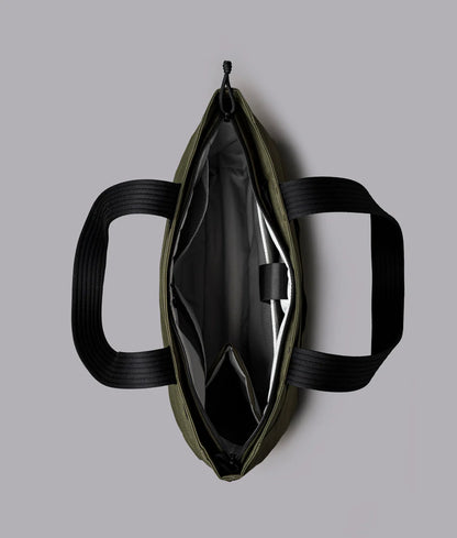 Alpaka Flight Tote (M) 托特包