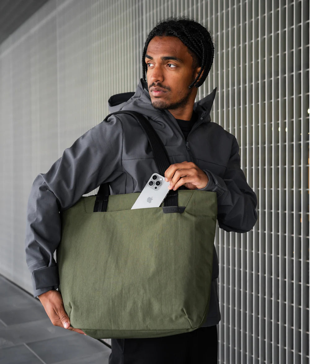 Alpaka Flight Tote (M) 托特包