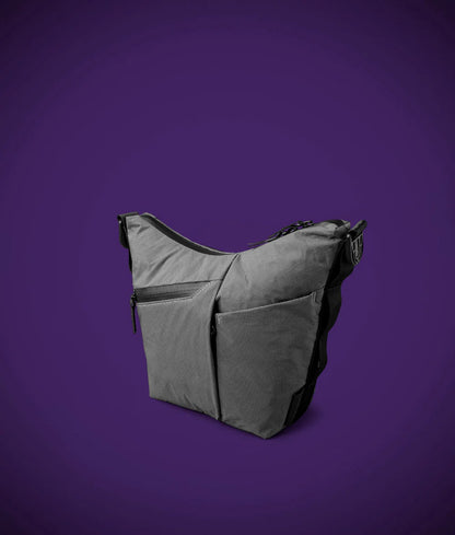 Flow Satchel Cyber Edition 限量多功能側肩包