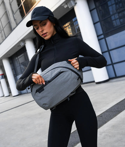 Alpaka Metro Crossbody 肩背包 7.5L