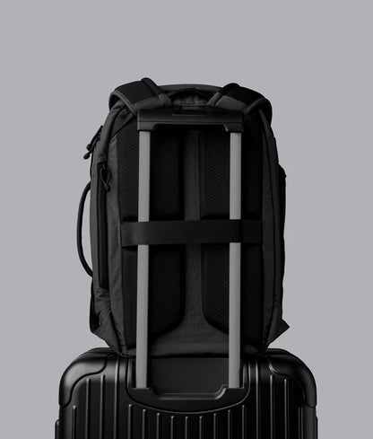 Alpaka Traverse Backpack 旅行背包 30L