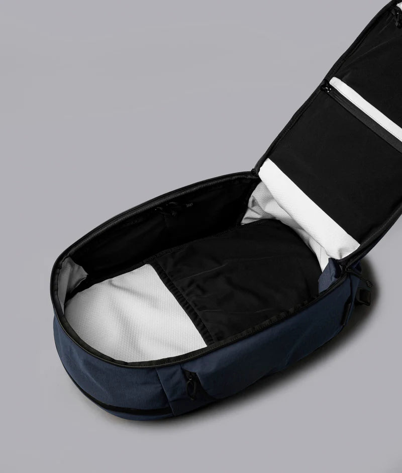 Alpaka Traverse Backpack 旅行背包 30L