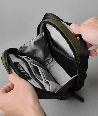 Metro Sling V2 側背包